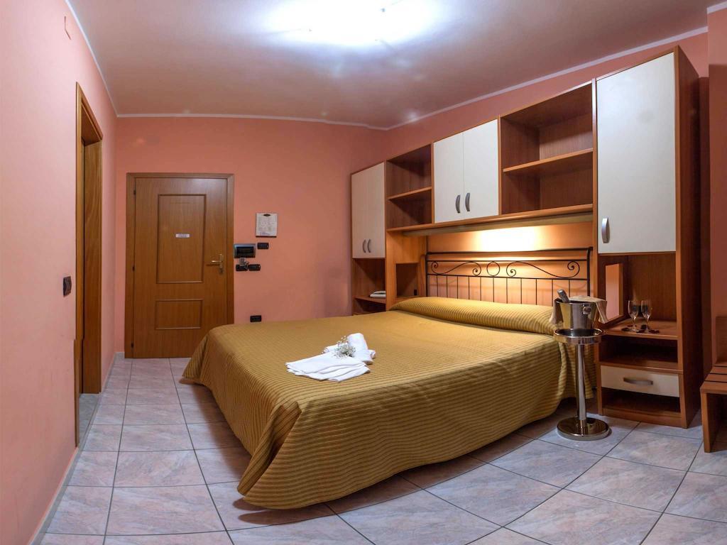 La Vigna Hotel Bonea Esterno foto